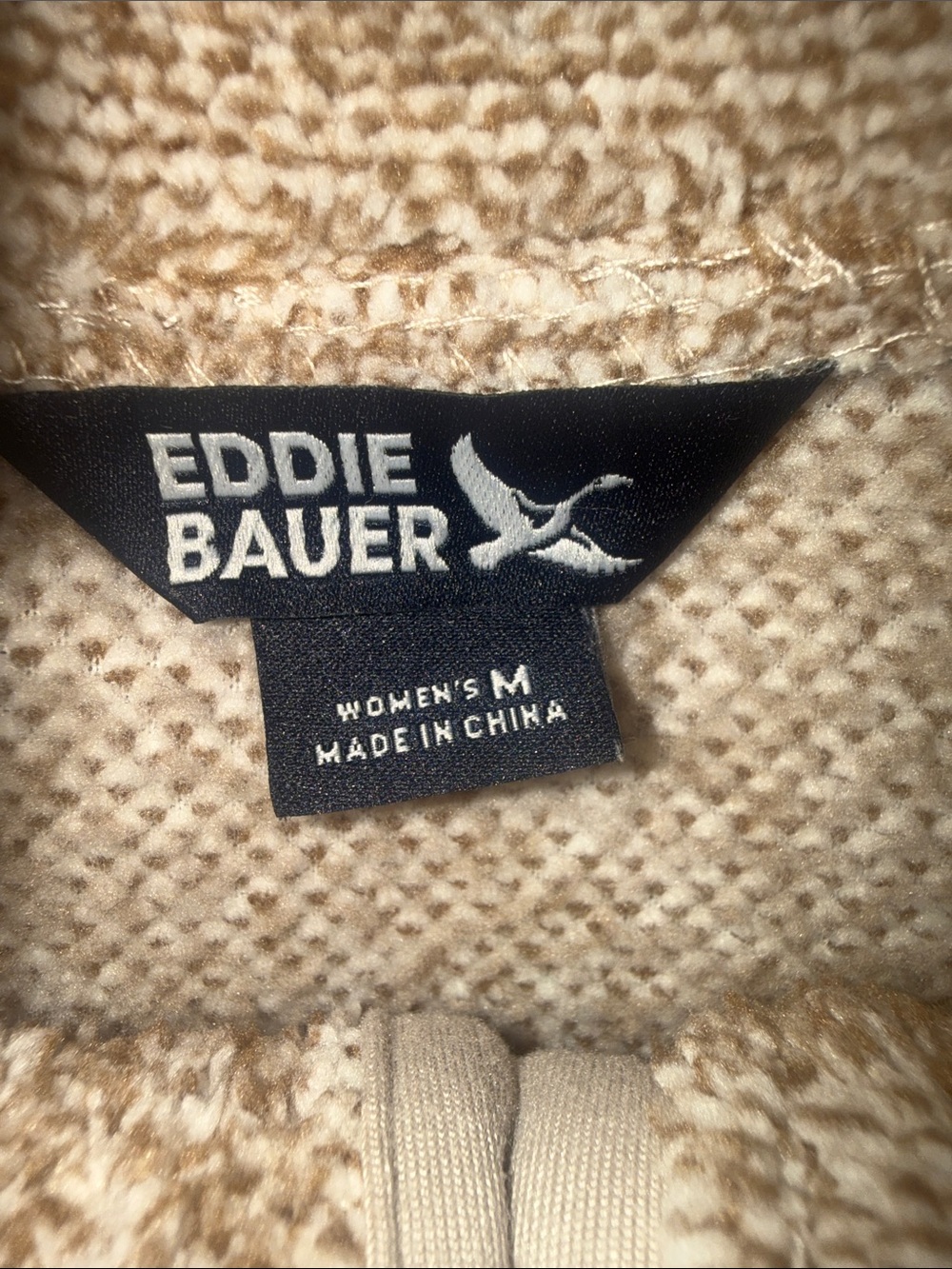 Women’s Eddie Bauer pullover fleece top size medium tan beige warm cozy camping - Picture 3 of 14